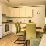 Mare Apartament *